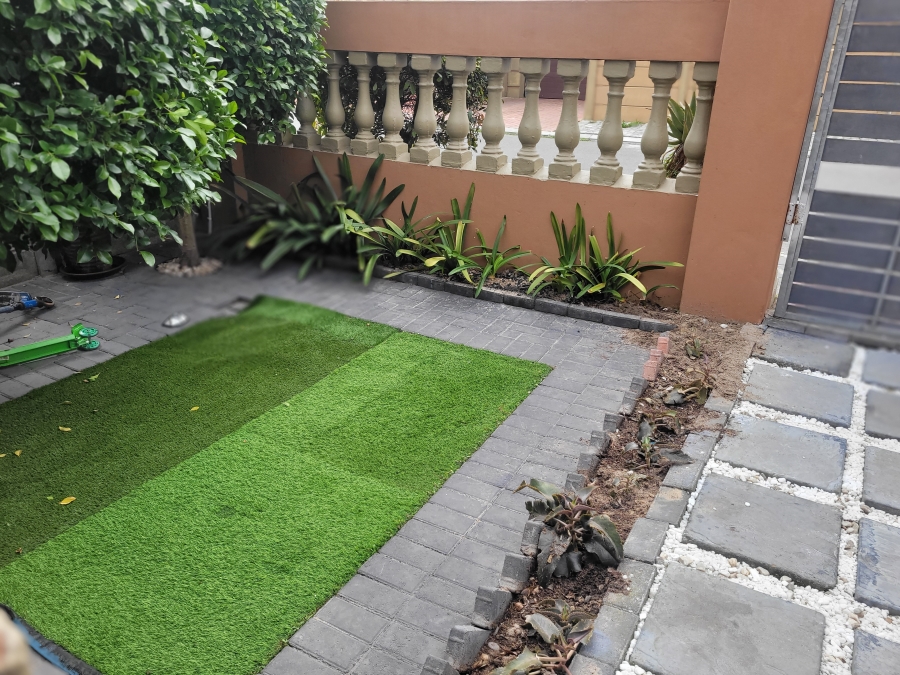 To Let 3 Bedroom Property for Rent in Hagley Western Cape